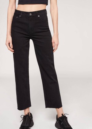 Calzedonia Cropped Straight-Leg Women's Pants Black | CA 1466DN